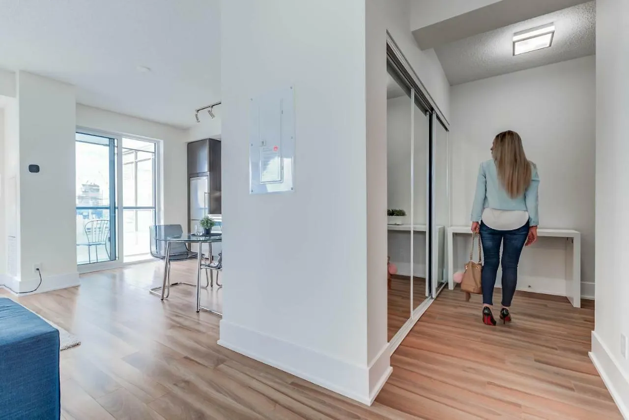 Noel Suites Toronto Apartment